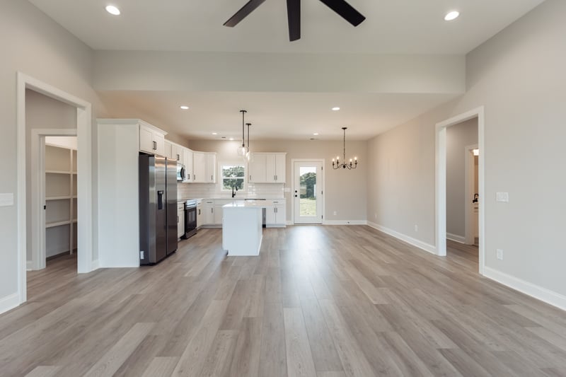 8637 Highway 52 , Portland, TN 37148