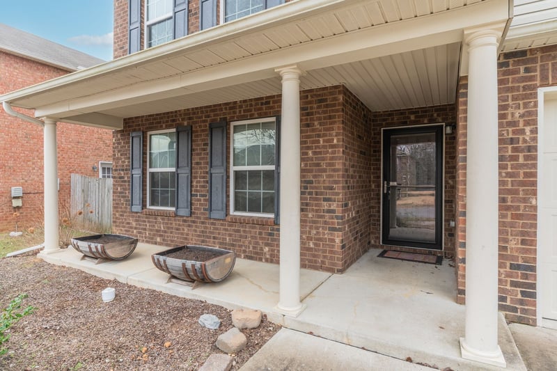 1053 Gannett Rd, Hendersonville, TN 37075