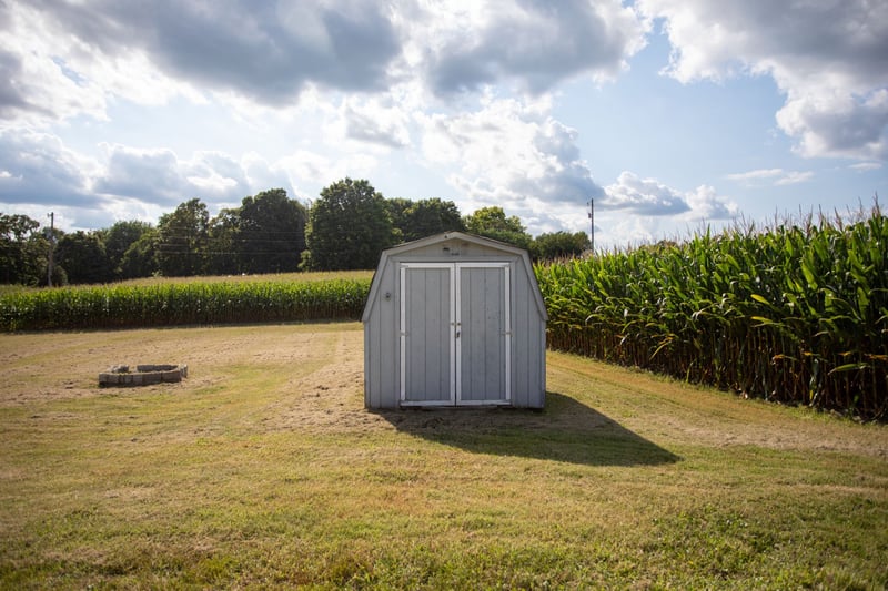 6056 S Lamont Rd, Springfield, TN 37172