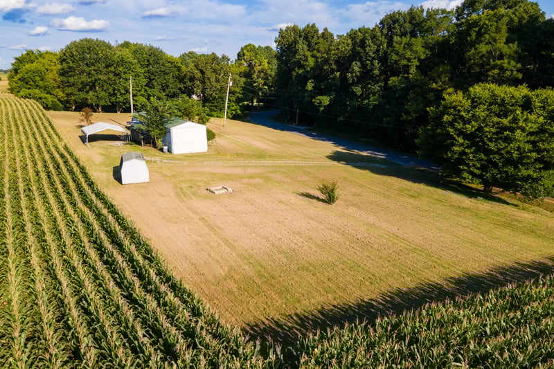 6056 S Lamont Rd, Springfield, TN 37172