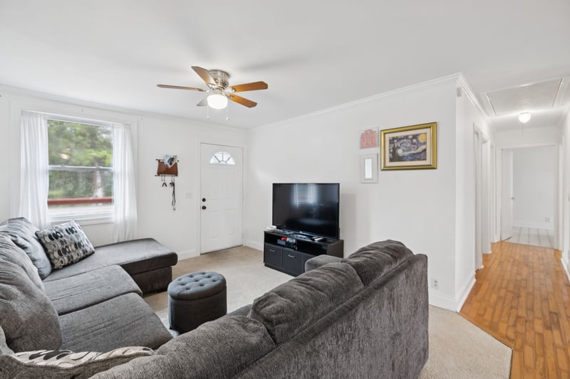 9002 Burleson Ln, Murfreesboro, TN 37129