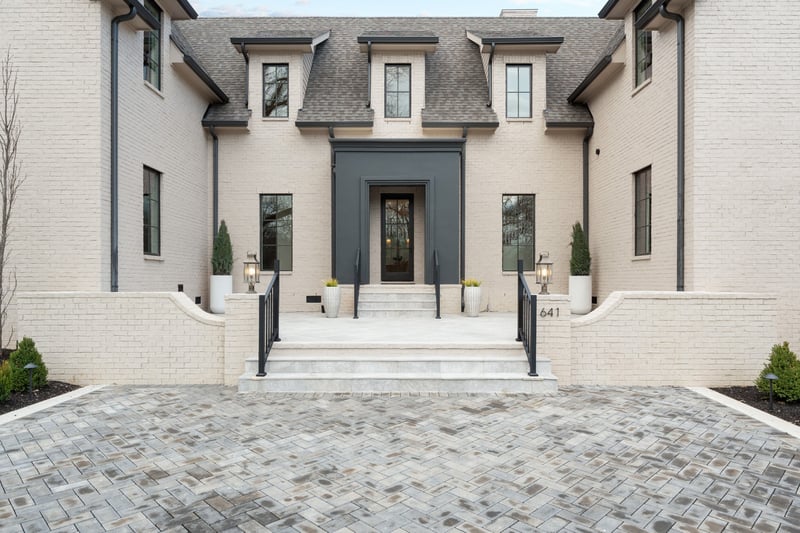 641 Brook Hollow Rd, Nashville, TN 37205