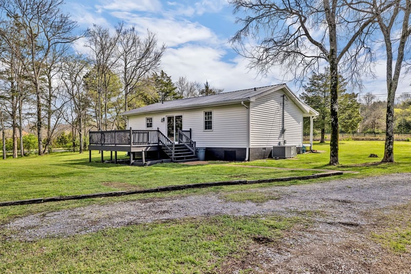 2462 Lewisburg Pike, Spring Hill, TN 37174