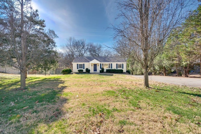 843 Summerly Dr, Nashville, TN 37209