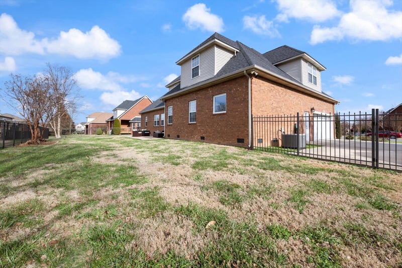 4949 Neyland Way, Murfreesboro, TN 37129