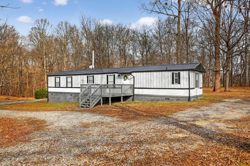 4337 Woodrow Wilson Rd, Springfield, TN 37172