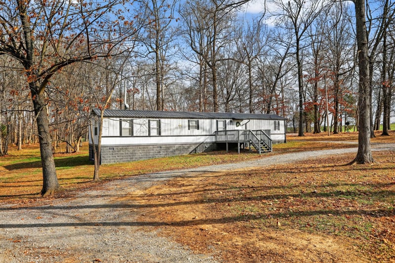 4337 Woodrow Wilson Rd, Springfield, TN 37172