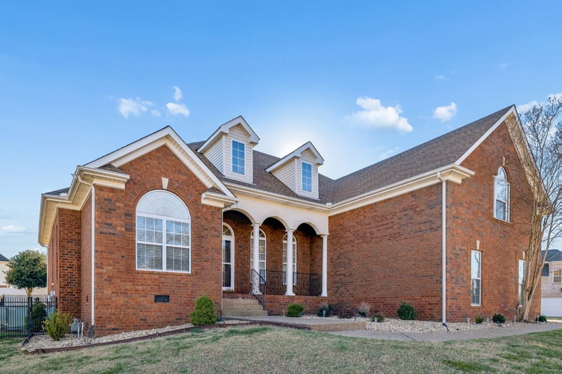 108 Buckhaven Dr, Hendersonville, TN 37075