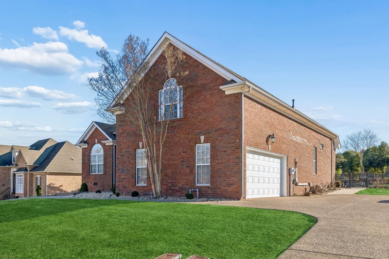 108 Buckhaven Dr, Hendersonville, TN 37075