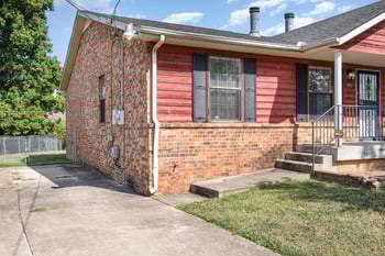 806 Charlie Pl, Nashville, TN 37207