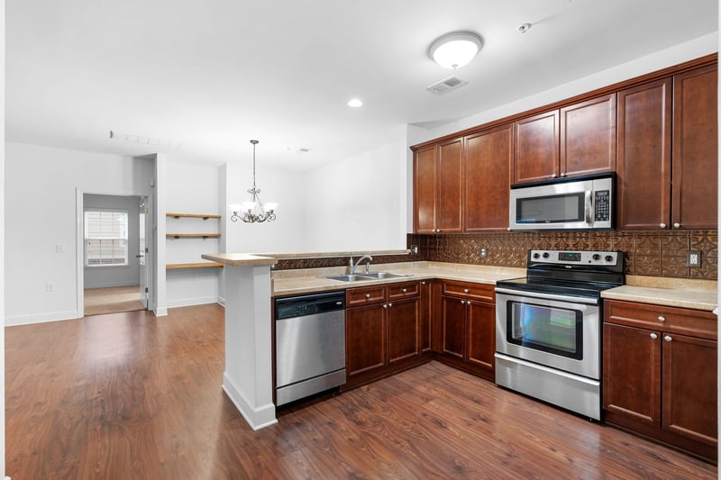 8221 Lenox Creekside Dr #3, Antioch, TN 37013