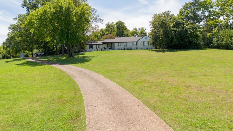 5723 Cloverland Dr, Brentwood, TN 37027