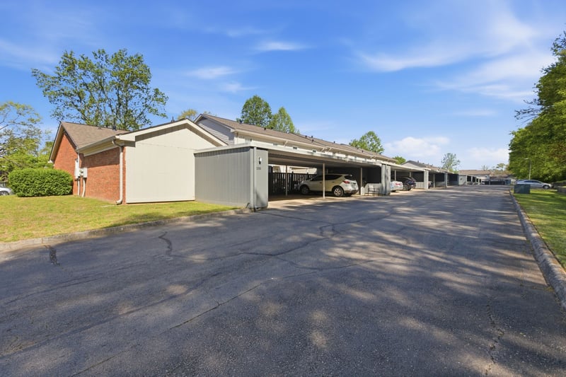 8300 Sawyer Brown Rd #E308, Nashville, TN 37221