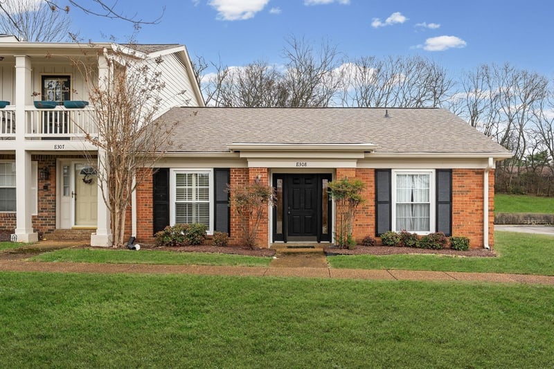 8300 Sawyer Brown Rd #E308, Nashville, TN 37221