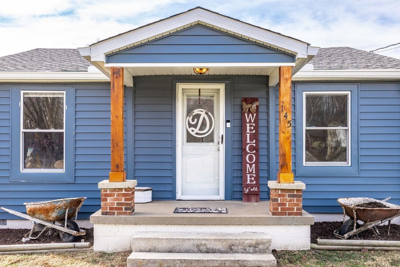 145 New Deal Potts Rd, Cottontown, TN 37048