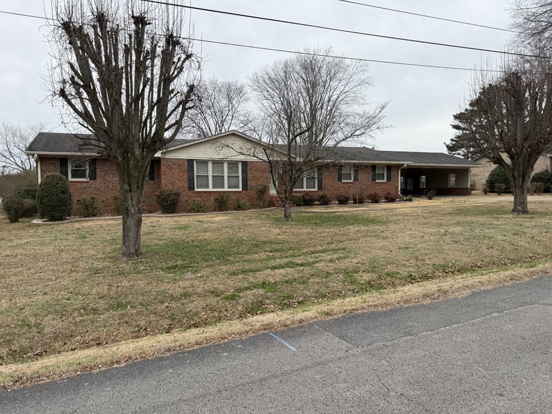 618 Fairlane Dr, Lewisburg, TN 37091