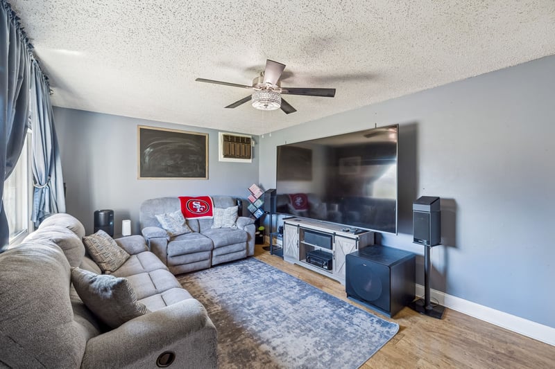 6719 Forrest Ln, Murfreesboro, TN 37129