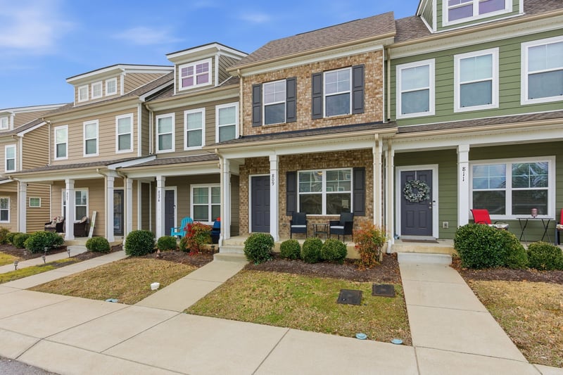 809 Bradburn Village Way, Antioch, TN 37013