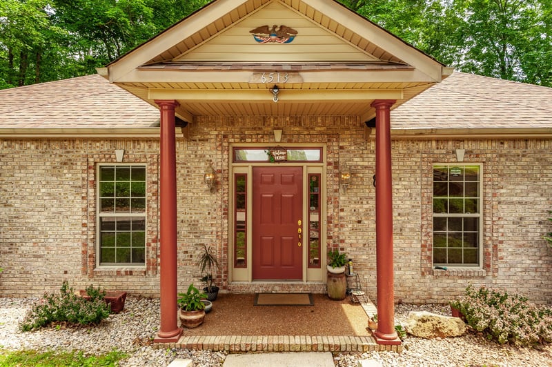 6513 N Mount Pleasant Rd, Greenbrier, TN 37073