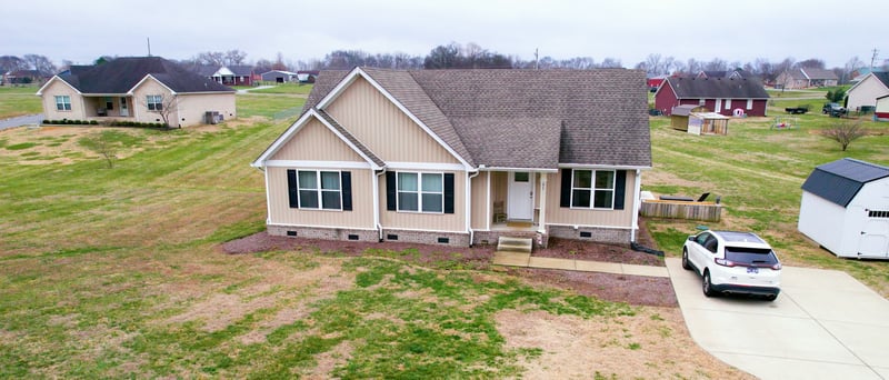 1027 Meridian Dr, Castalian Springs, TN 37031