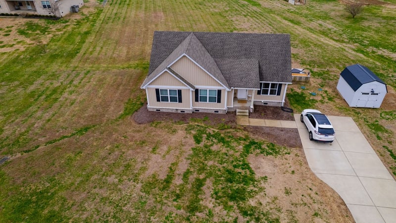 1027 Meridian Dr, Castalian Springs, TN 37031