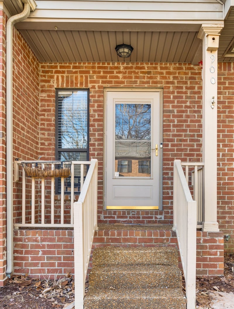 900 Dove Ridge Cir, Nashville, TN 37221