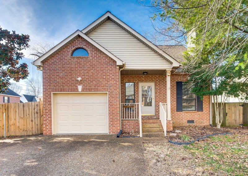 900 Dove Ridge Cir, Nashville, TN 37221