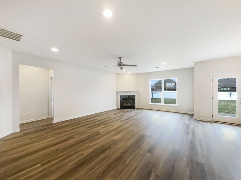 4009 Compass Pointe Ct, Thompsons Station, TN 37179