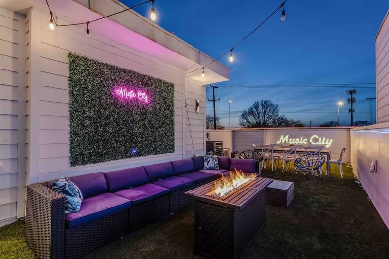 2403B Jefferson St, Nashville, TN 37208