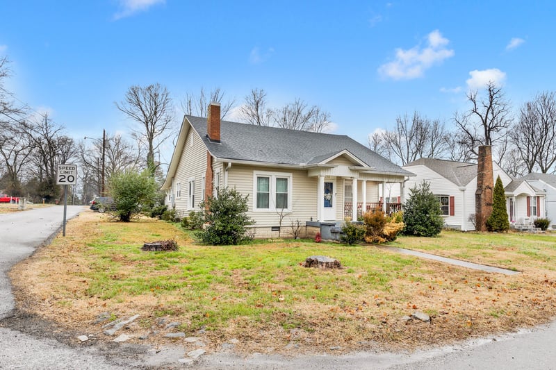 128 W Jackson St, Gallatin, TN 37066