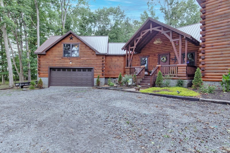 4210 Highway 76 , Cottontown, TN 37048