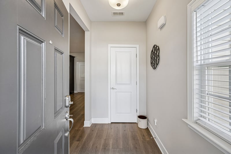 2358 Stonecenter Ln, Murfreesboro, TN 37128