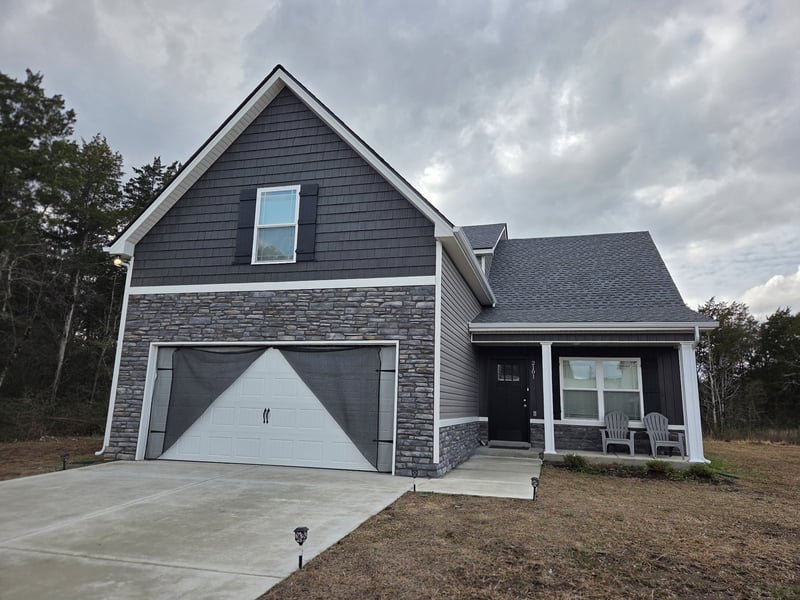 2101 Red Barn Rd, Christiana, TN 37037