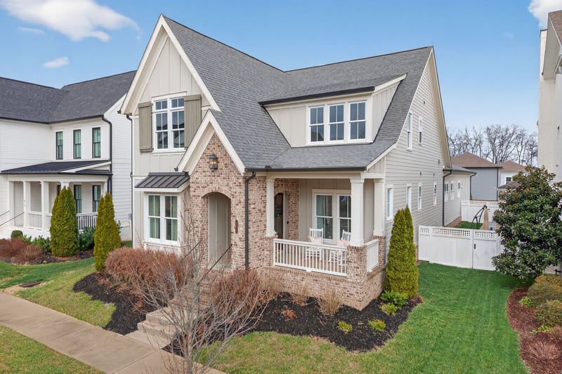 808 Carsten St, Nashville, TN 37221