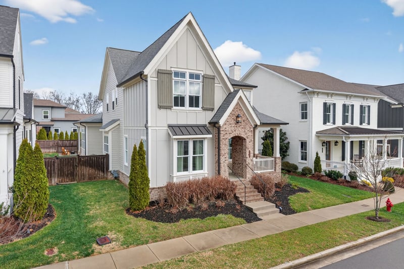 808 Carsten St, Nashville, TN 37221