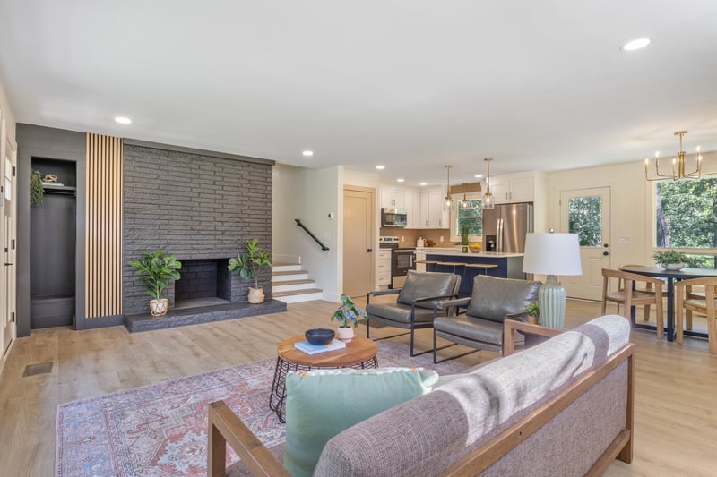 740 Currey Rd, Nashville, TN 37217