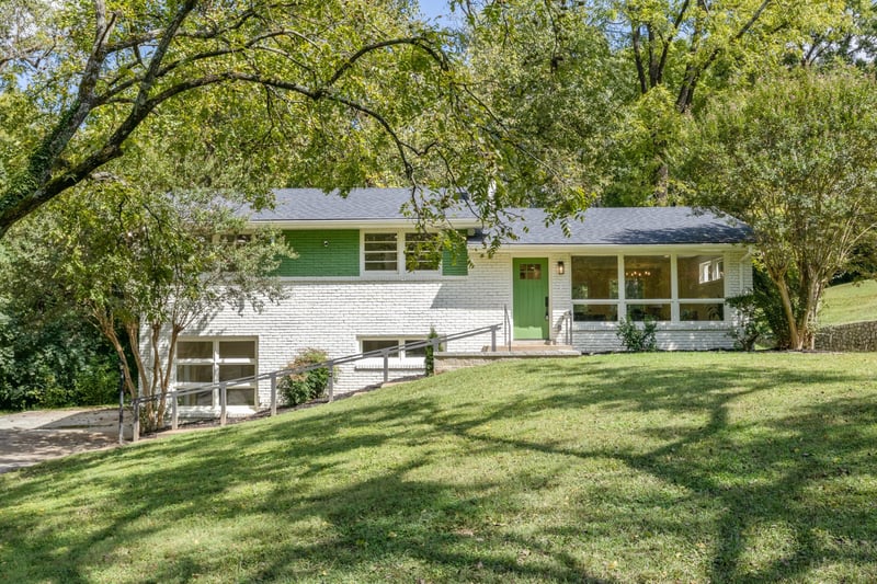 740 Currey Rd, Nashville, TN 37217