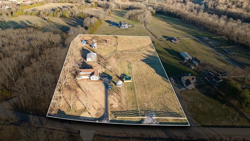 5205 Se Tater Peeler Rd, Lebanon, TN 37090