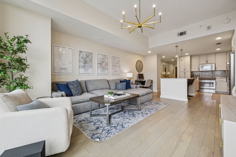 1212 Laurel St #301, Nashville, TN 37203