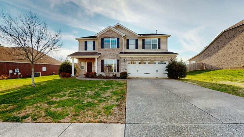 1055 Middleton Ln, Gallatin, TN 37066