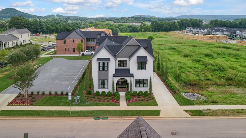 822 Saint Clair Ave, Thompsons Station, TN 37179