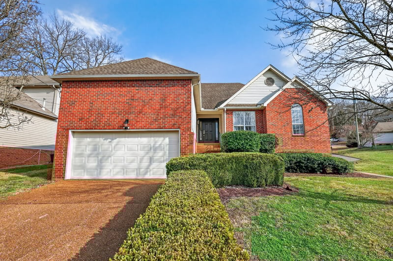 136 Holt Hills Rd, Nashville, TN 37211