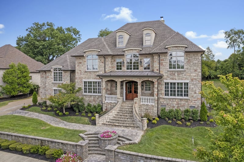 201 Higginson Pl, Gallatin, TN 37066