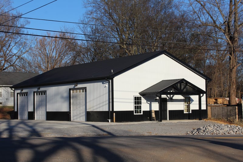 100 Commerce St N, Adams, TN 37010