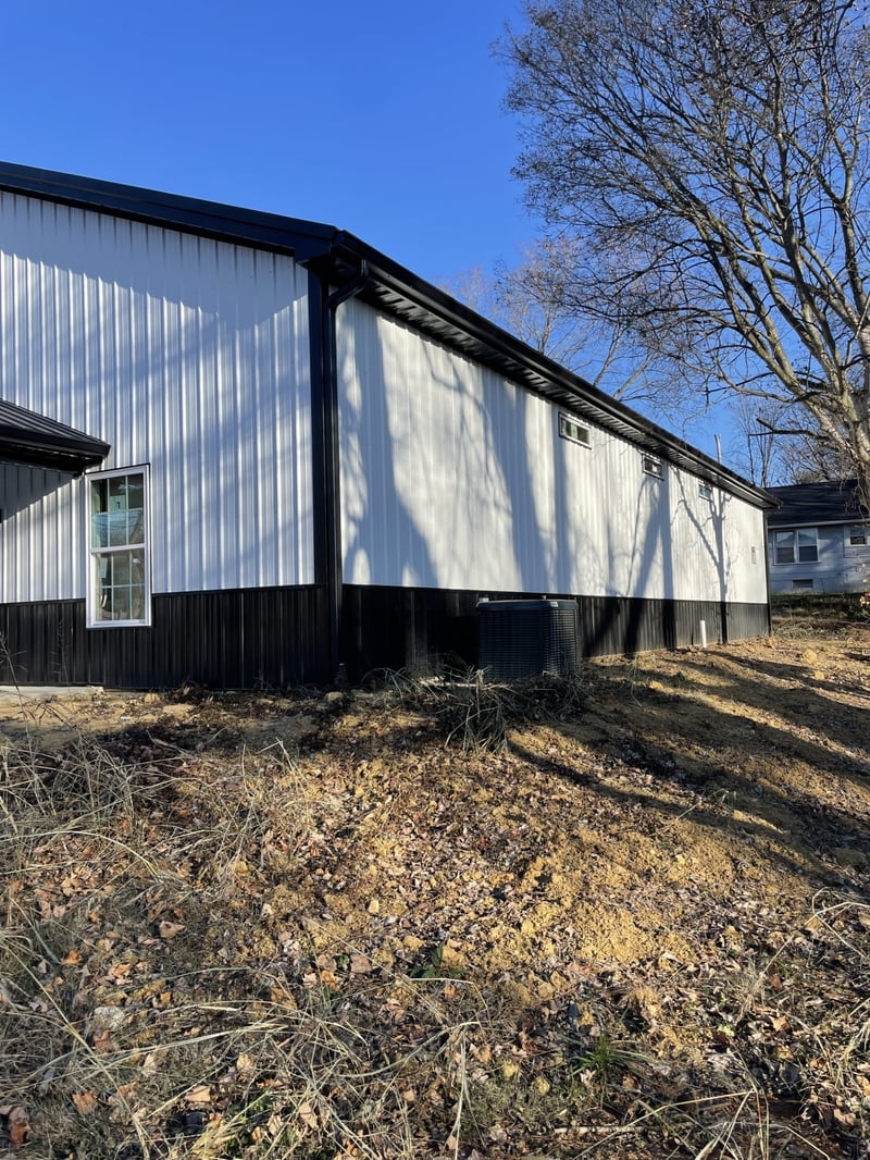100 Commerce St N, Adams, TN 37010