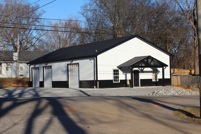 100 Commerce St N, Adams, TN 37010