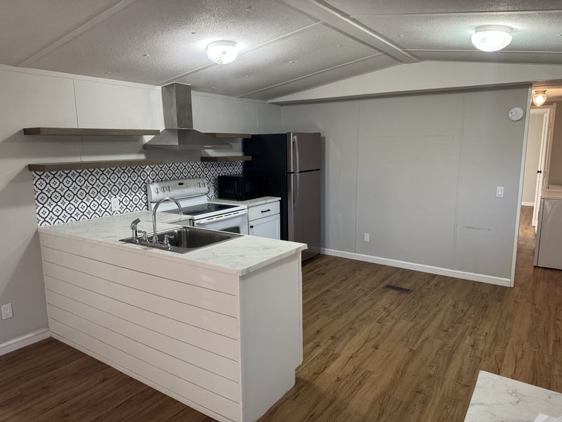 611 Sycamore Ln, La Vergne, TN 37086