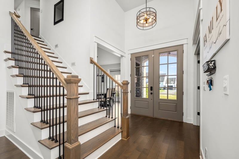 2614 Holly Springs Dr, Murfreesboro, TN 37128