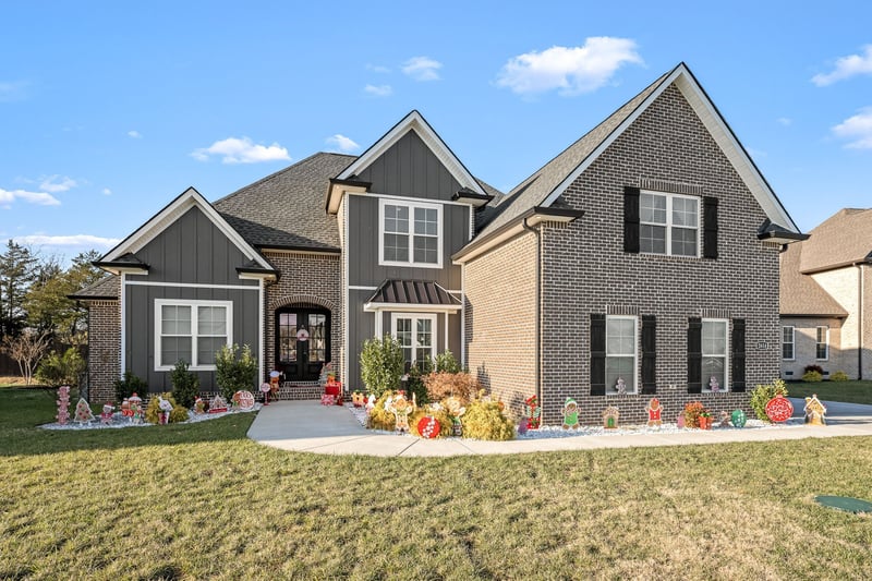 2614 Holly Springs Dr, Murfreesboro, TN 37128