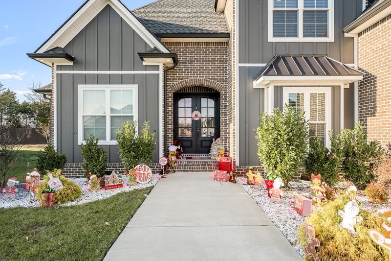 2614 Holly Springs Dr, Murfreesboro, TN 37128